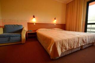 Отель Park Hotel Ribarica Рибарица Двухместный номер с 2 отдельными кроватями и балконом-18